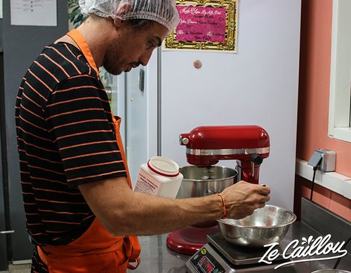 3-atelier-patisserie-folies-sucrees-preparation