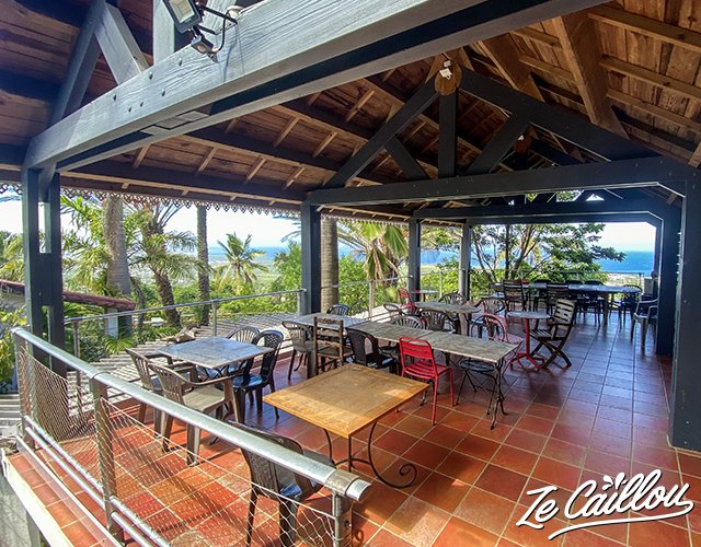 7-visite-jardin-tortues-reunion-resto-vue-mer